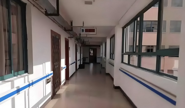 北约很第一书记